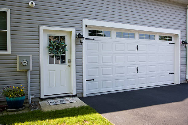 24/7 Emergency Garage Door Panel Replacement experts in Indian Trail, NC